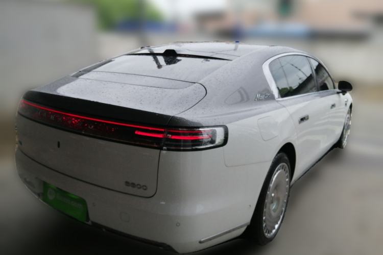 Used Hima S800 2025 Model, Range-Extended Starlight Executive Edition, 4 Seats Rear Right 45 Deg
