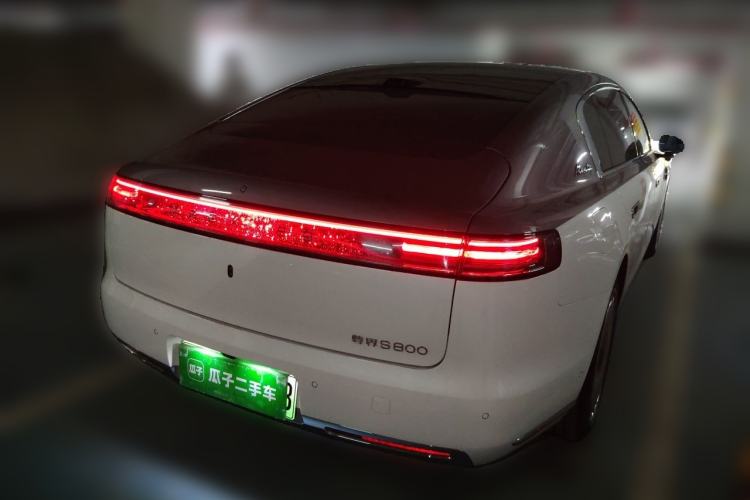Used Hima S800 2025 Model, Range-Extended Starlight Executive Edition, 4 Seats Rear Right 45 Deg