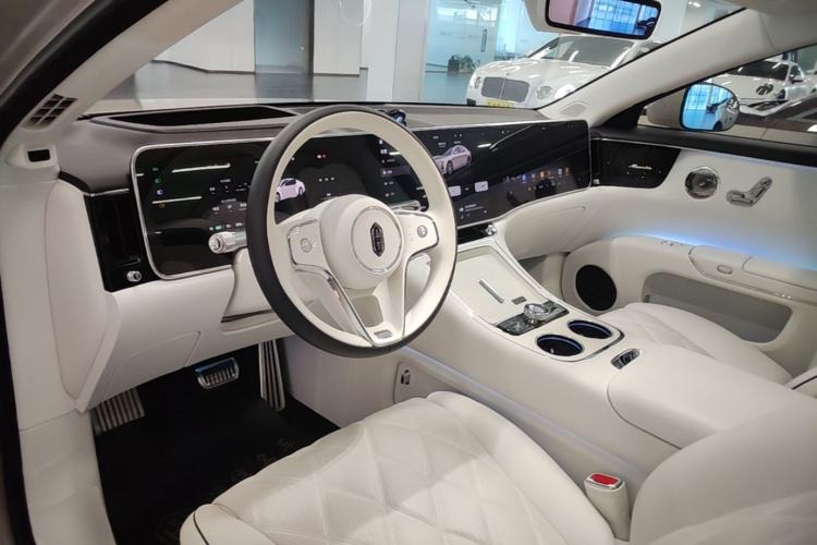 Used Hima S800 2025 Model, Pure Electric Starlight Executive Edition, 4 Seats Center Console
