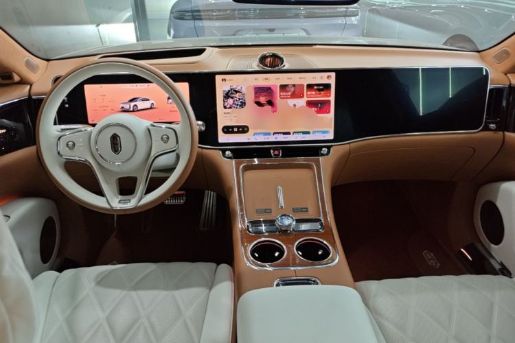 Used Hima S800 2025 Model, Pure Electric Starlight Premium Edition, 5 Seats Center Console