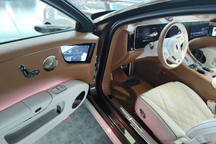 Used Hima S800 2025 Model, Range-Extended Starlight Executive Edition, 4 Seats Driver Seat