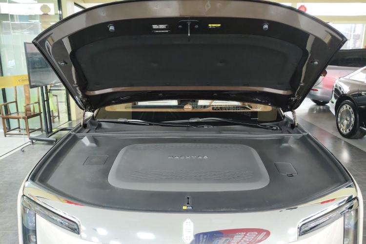 Used Hima S800 2025 Model, Range-Extended Starlight Executive Edition, 4 Seats Engine Bay