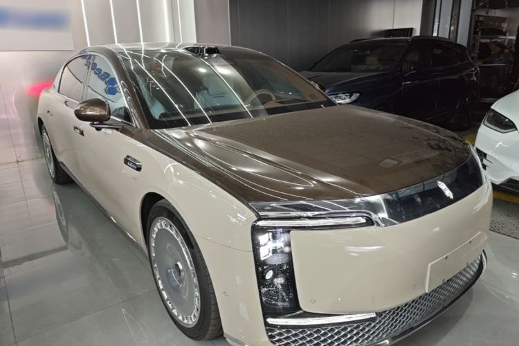 Used Hima S800 2025 Model, Pure Electric Starlight Premium Edition, 5 Seats Front Right 45 Deg