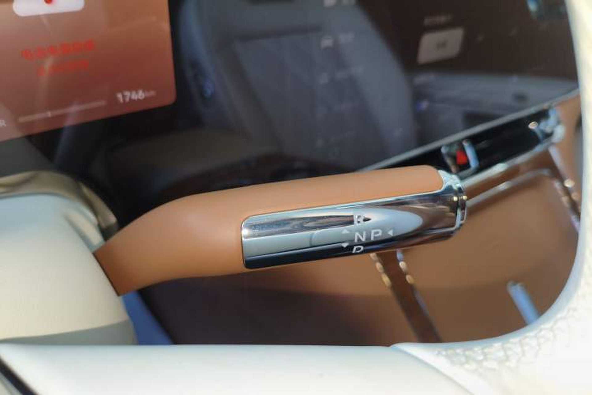 Used Hima S800 2025 Model, Range-Extended Starlight Premium Edition, 5 Seats Gear Lever