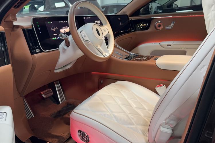 Used Hima S800 2025 Model Range-Extended Xingyao Executive Edition 4-seater (896-line LiDAR) Interior 1