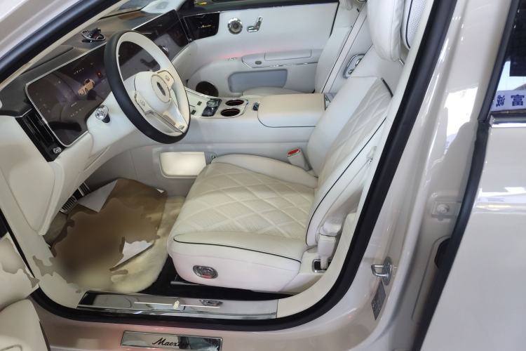 Used Hima S800 2025 Model, Pure Electric Starlight Premium Edition, 5 Seats Left Front Seat