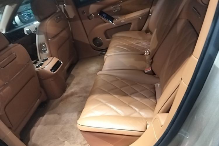 Used Hima S800 2025 Model, Range-Extended Starlight Premium Edition, 5 Seats Left Rear Seat