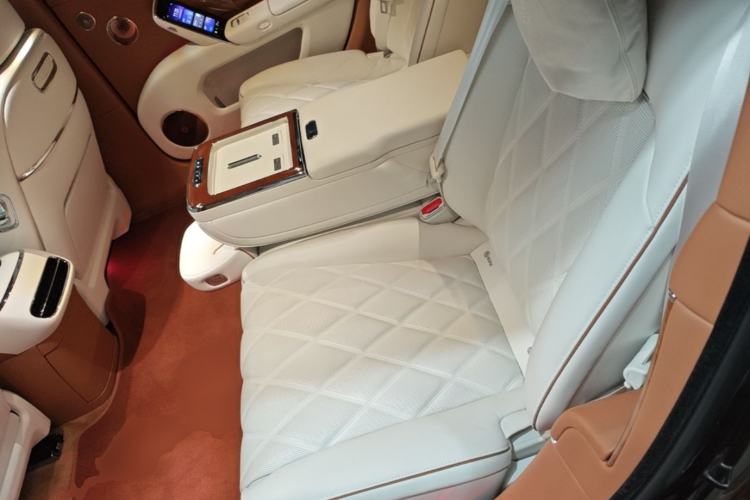 Used Hima S800 2025 Model, Pure Electric Starlight Premium Edition, 5 Seats Left Rear Seat