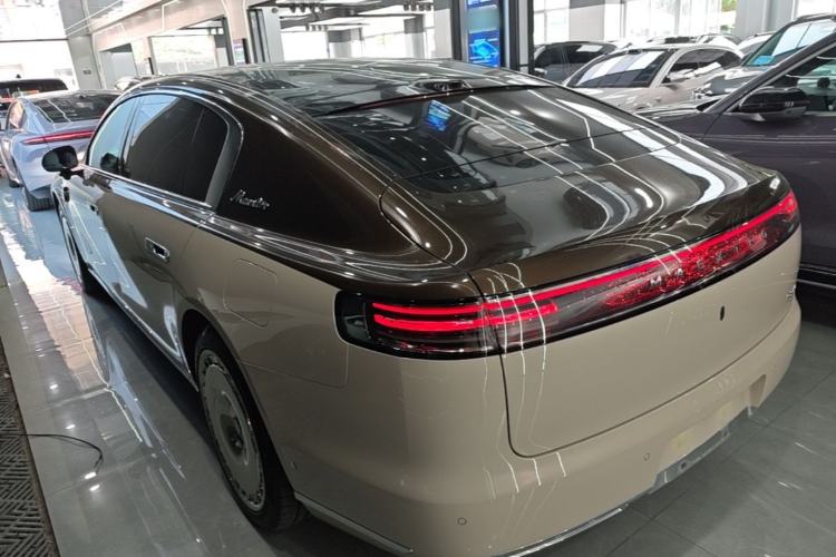 Used Hima S800 2025 Model, Pure Electric Starlight Premium Edition, 5 Seats Rear Left 45 Deg
