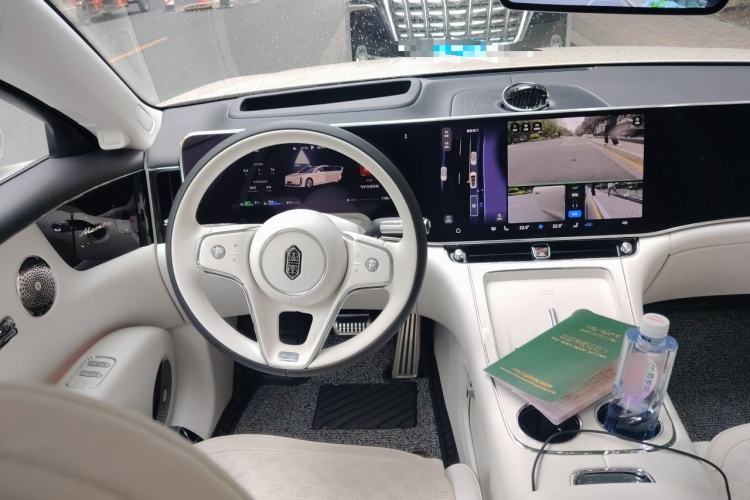 Used Hima S800 2025 Model, Range-Extended Starlight Premium Edition, 5 Seats Steering Wheel
