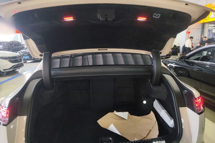 Used Hima S800 2025 Model, Pure Electric Starlight Premium Edition, 5 Seats Trunk