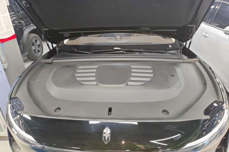 Used Hima S9T 2025 Model Range-Extended Max Engine Bay