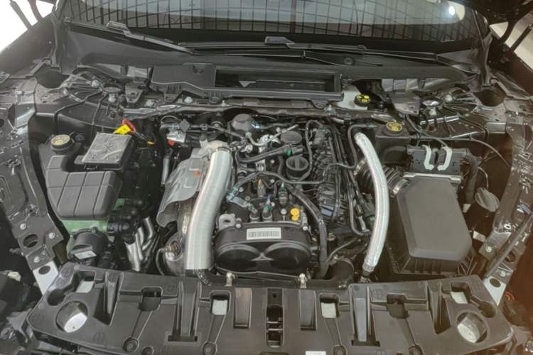 Used Hima S9T 2025 Model Range-Extended Ultra Long-Range Version Engine Bay