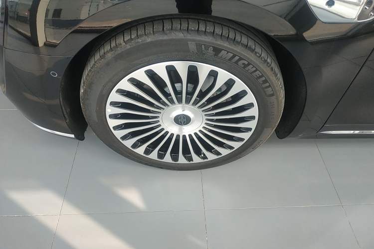 Used Hima S9T 2025 Model Range-Extended Max Long-Range Version Exterior 4