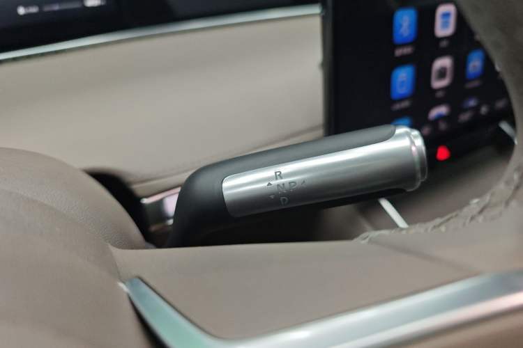 Used Hima S9T 2025 Model Range-Extended Ultra Long-Range Version Gear Lever