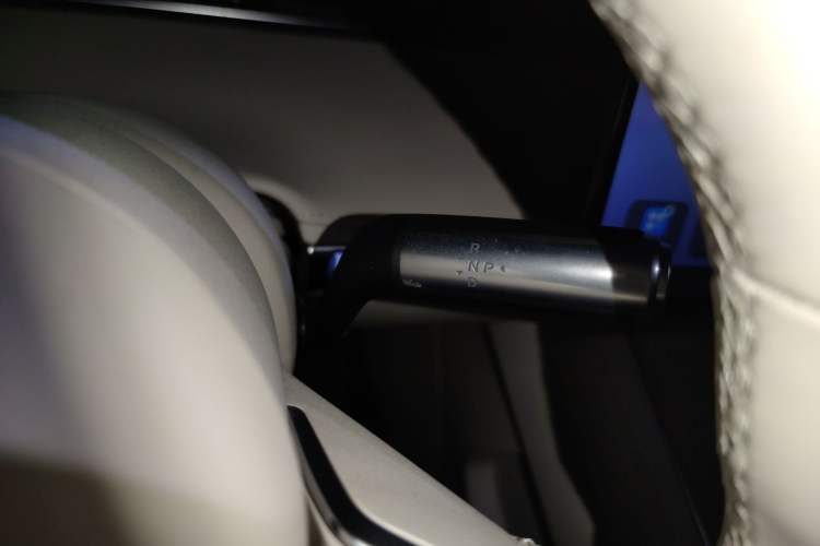 Used Hima S9T 2025 Model Pure Electric Rear-Drive Max Gear Lever