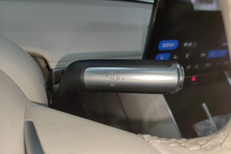 Used Hima S9T 2025 Model Range-Extended Ultra Long-Range Version Gear Lever