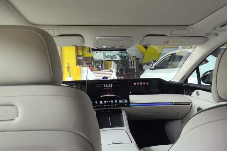 Used Hima S9T 2025 Model Range-Extended Max Headliner