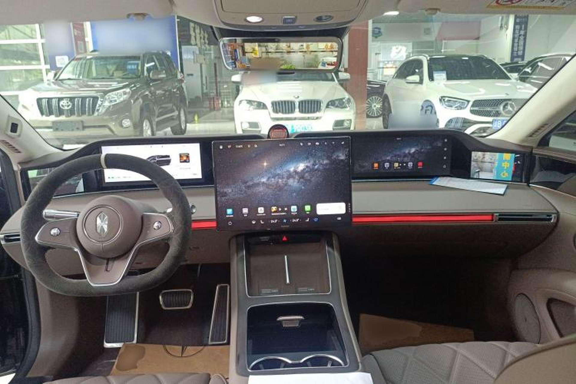 Used Hima S9T 2025 Model Pure Electric Four-Wheel-Drive Ultra Interior 2