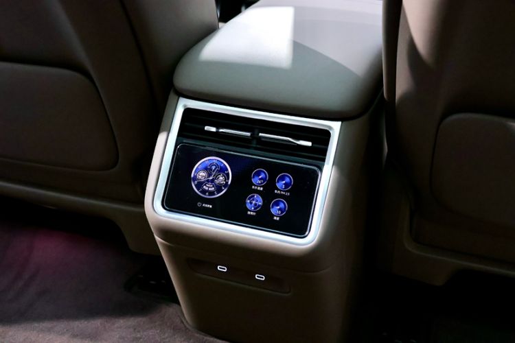 Used Hima S9T 2025 Model Range-Extended Max Interior 4