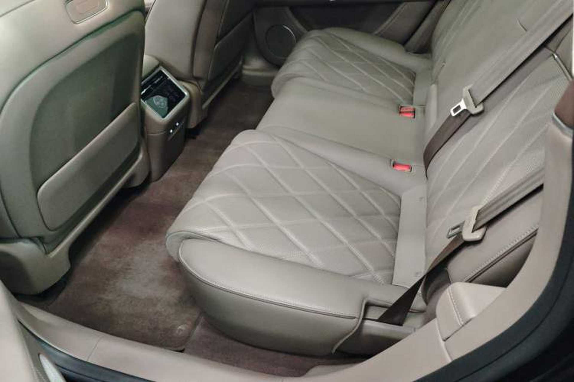 Used Hima S9T 2025 Model Range-Extended Ultra Long-Range Version Interior 4