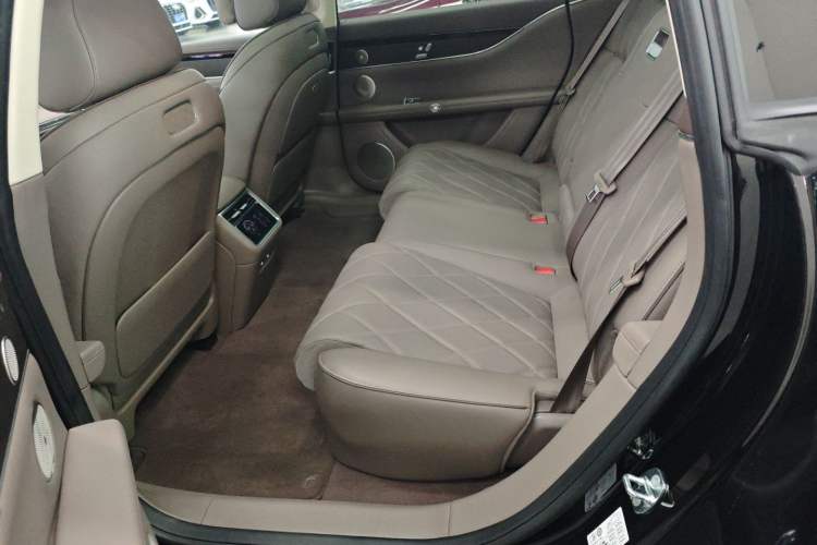 Used Hima S9T 2025 Model Range-Extended Ultra Long-Range Version Interior 4