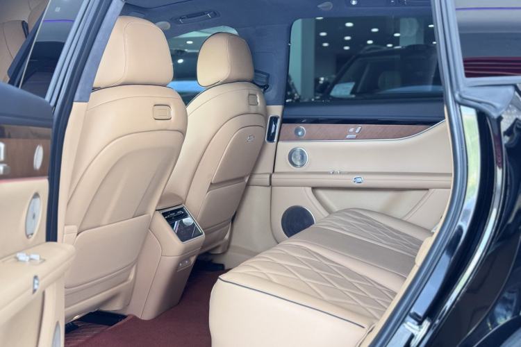 Used Hima S9T 2025 Model Pure Electric Four-Wheel-Drive Ultra Interior 5