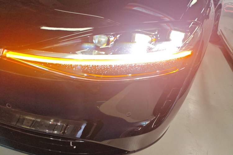 Used Hima S9T 2025 Model Range-Extended Max Left Front Headlight