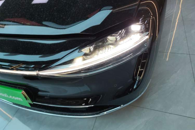 Used Hima S9T 2025 Model Range-Extended Ultra Long-Range Version Left Front Headlight