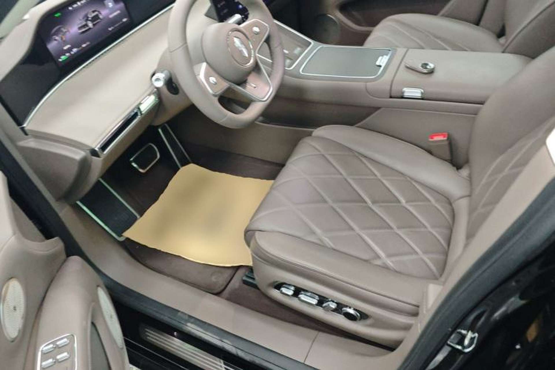 Used Hima S9T 2025 Model Range-Extended Ultra Long-Range Version Left Front Seat