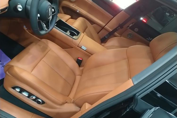 Used Hima S9T 2025 Model Range-Extended Ultra Long-Range Version Left Front Seat