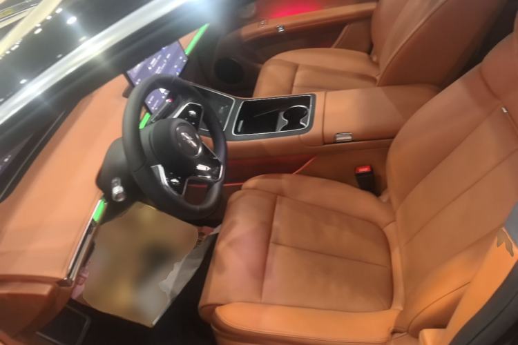 Used Hima S9T 2025 Model Range-Extended Ultra Long-Range Version Left Front Seat
