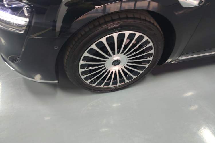 Used Hima S9T 2025 Model Range-Extended Ultra Long-Range Version Left Front Wheel Hub