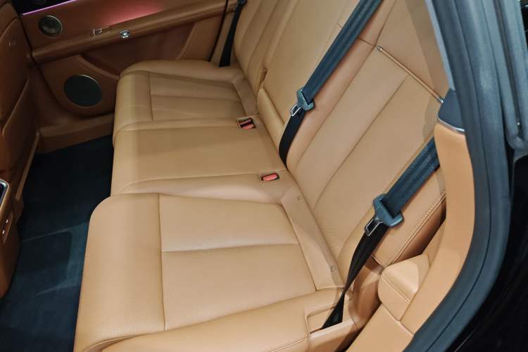 Used Hima S9T 2025 Model Range-Extended Ultra Long-Range Version Left Rear Seat