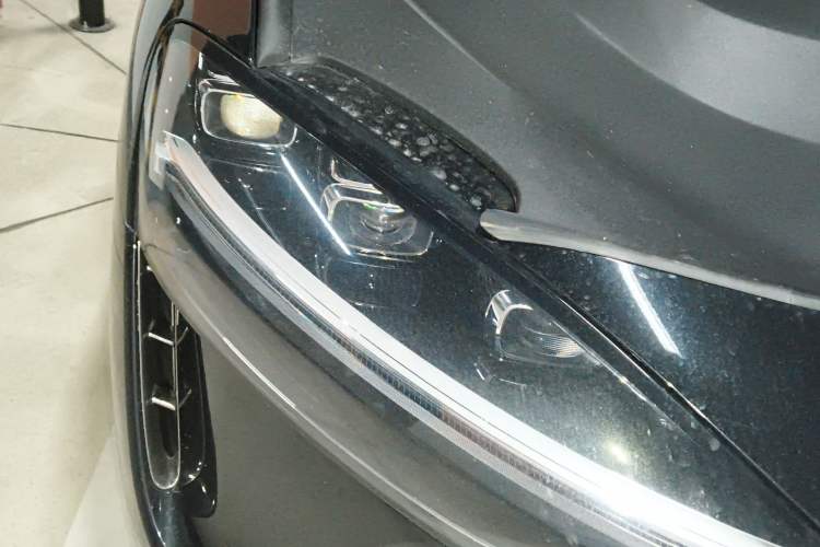 Used Hima S9T 2025 Model Range-Extended Max Long-Range Version Right Front Headlight