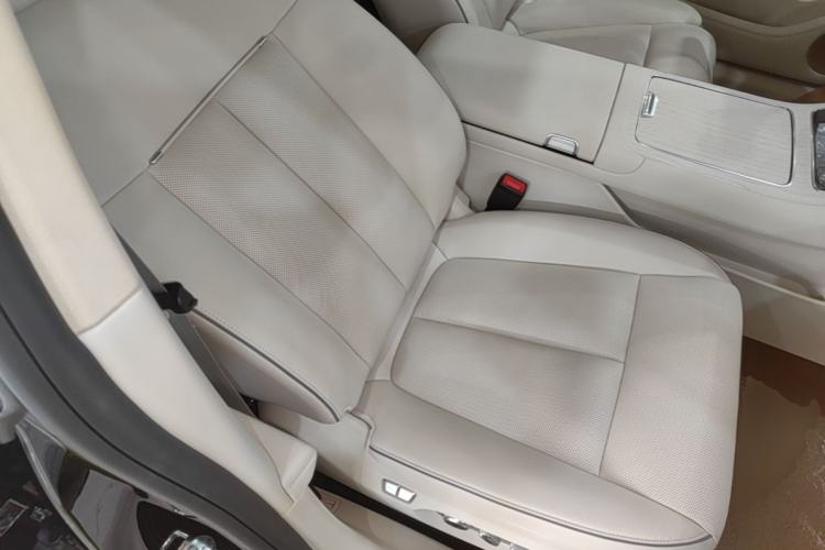 Used Hima S9T 2025 Model Range-Extended Ultra Long-Range Version Right Front Seat