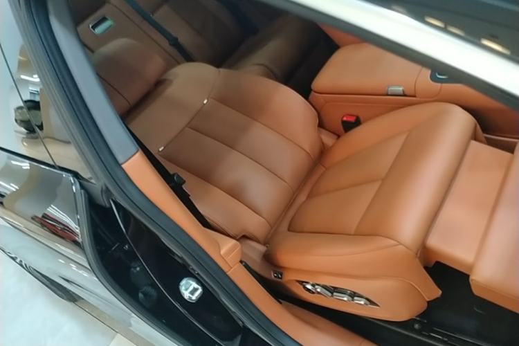 Used Hima S9T 2025 Model Range-Extended Ultra Long-Range Version Right Front Seat
