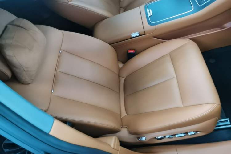 Used Hima S9T 2025 Model Range-Extended Ultra Long-Range Version Right Front Seat