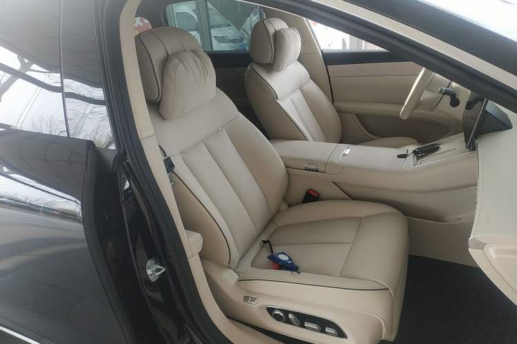 Used Hima S9T 2025 Model Range-Extended Max Long-Range Version Right Front Seat