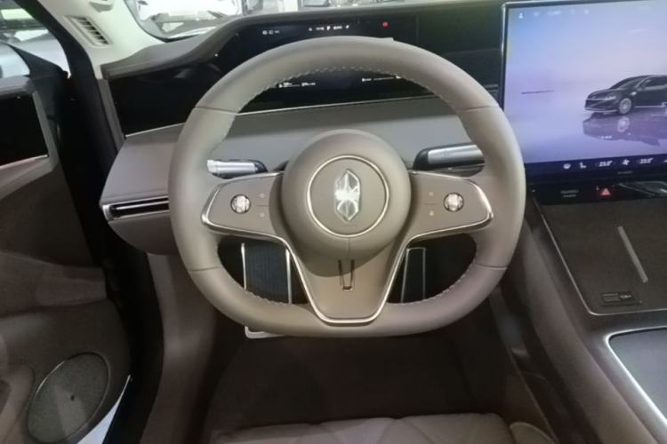 Used Hima S9T 2025 Model Range-Extended Max Steering Wheel