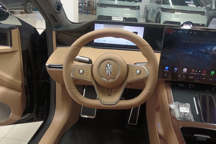 Used Hima S9T 2025 Model Range-Extended Ultra Long-Range Version Steering Wheel