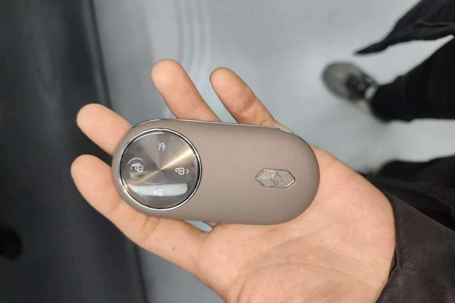 Used Hima S9T 2025 Model Range-Extended Ultra Long-Range Version Vehicle Key