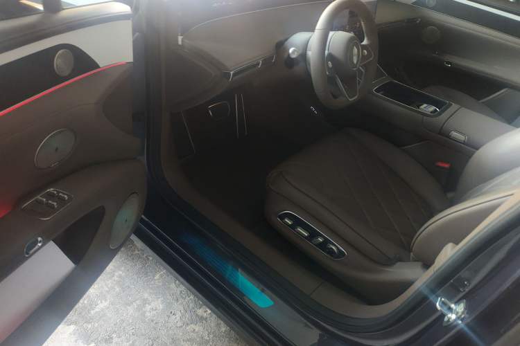 Used Hima S9T 2025 Model Range-Extended Ultra Long-Range Version Driver Seat