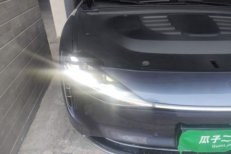 Used Hima S9T 2025 Model Range-Extended Ultra Long-Range Version Right Front Headlight