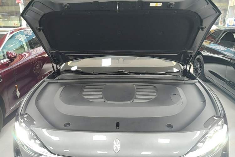 Used Hima S9T 2025 Model Range-Extended Ultra Long-Range Version Engine Bay