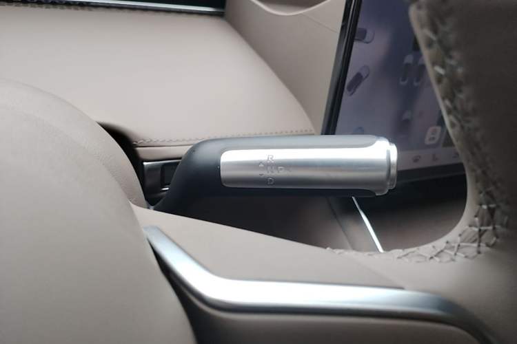 Used Hima S9T 2025 Model Range-Extended Ultra Long-Range Version Gear Lever