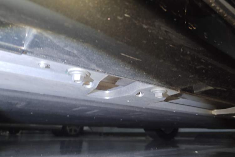 Used Hima S9T 2025 Model Range-Extended Ultra Long-Range Version Chassis Front Left