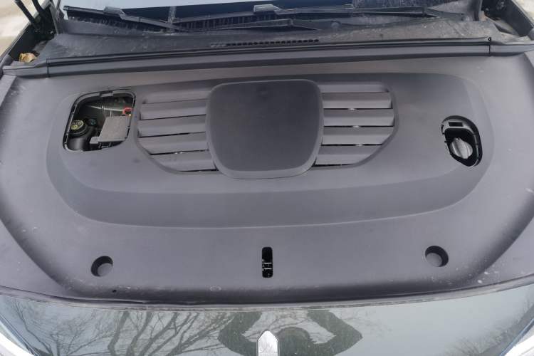 Used Hima S9T 2025 Model Range-Extended Ultra Long-Range Version Engine Bay