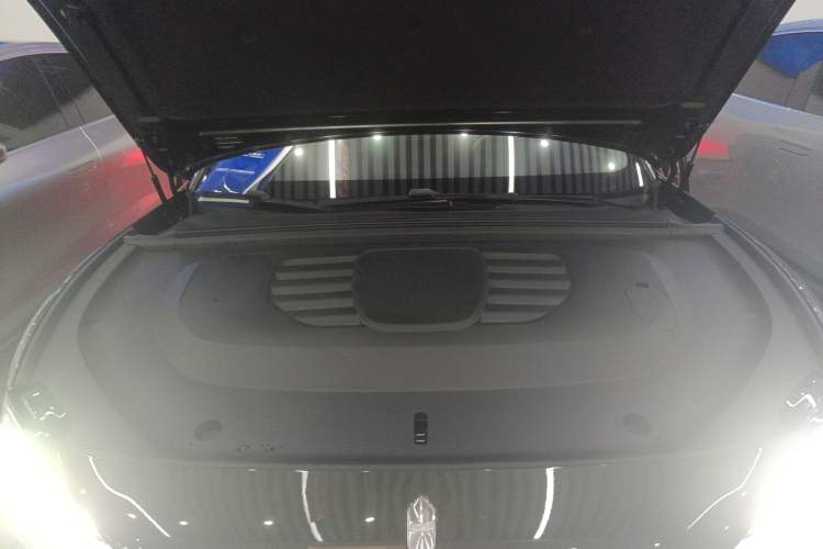 Used Hima S9T 2025 Model Range-Extended Ultra Long-Range Version Engine Bay