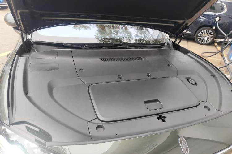 Used Hima S9T 2025 Model Pure Electric Rear-Drive Max Engine Bay